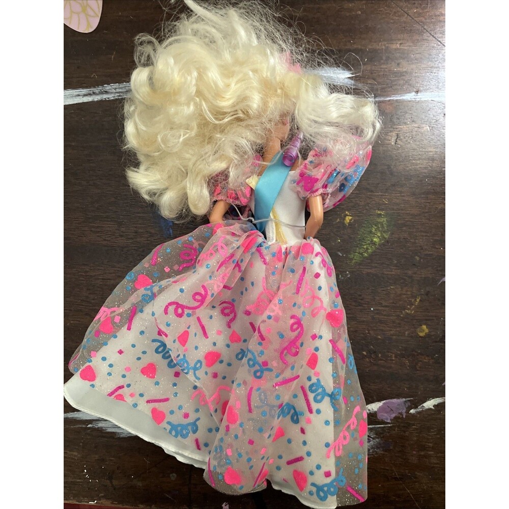 1994 BIRTHDAY BARBIE Prettiest Present Of All Blonde Doll Mattel - Picture 4 of 6